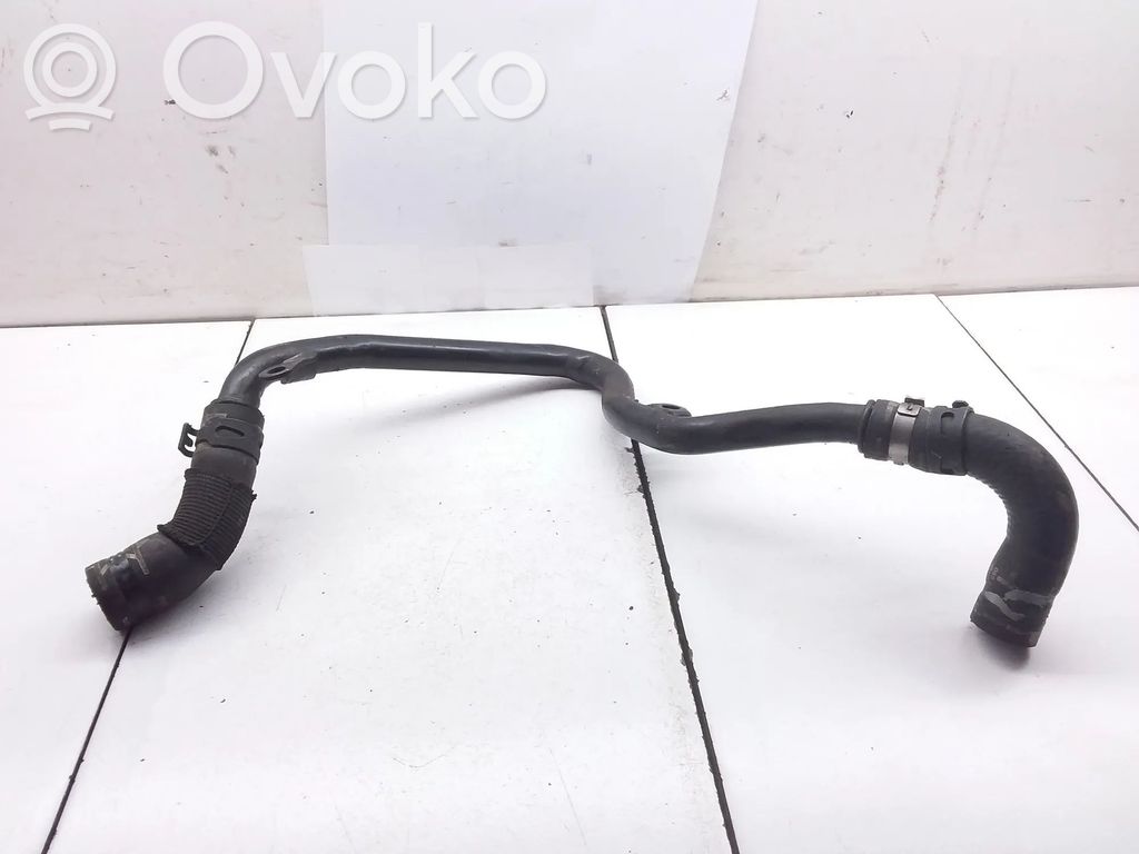 Volkswagen Touareg I Engine coolant pipe/hose 
