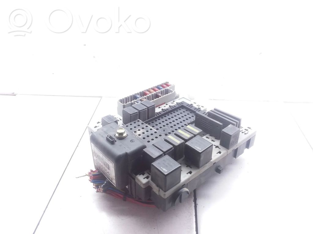 Volvo S60 Fuse module 