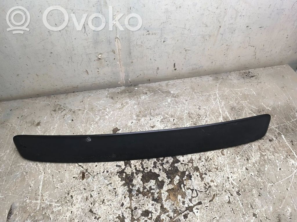 KIA Sorento Tailgate/trunk spoiler 