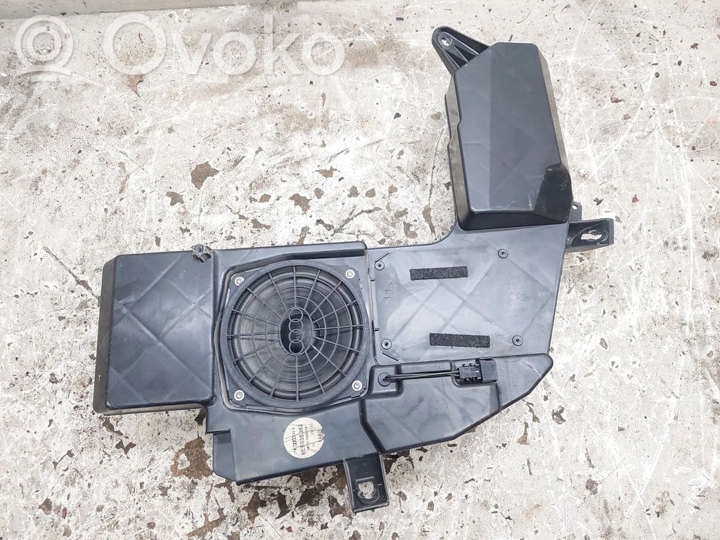 Audi A4 S4 B6 8E 8H Subwoofer 