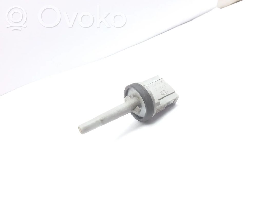 Audi A4 S4 B6 8E 8H Interior temperature sensor 