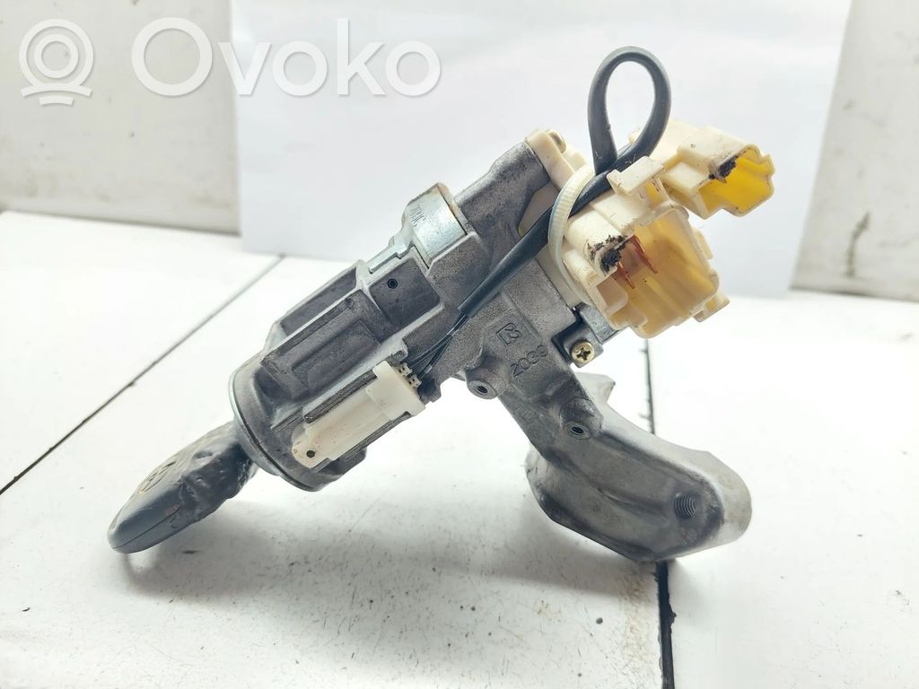 Toyota Corolla Verso E121 Ignition lock 