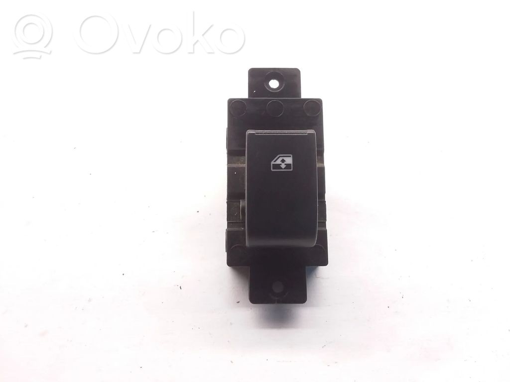 Electric window control switch   202005438