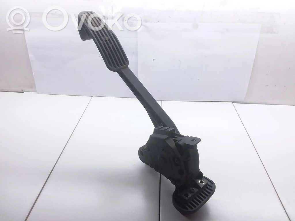 Volvo S80 Accelerator throttle pedal 