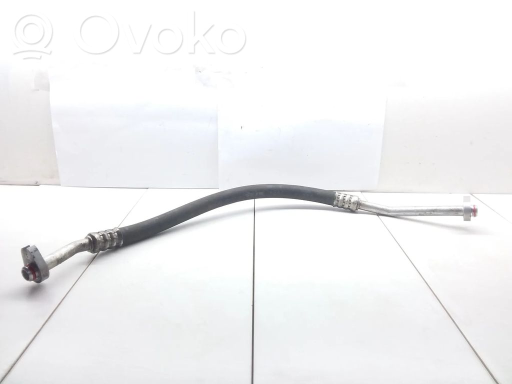 Chrysler PT Cruiser Ilmastointilaitteen putki (A/C) 