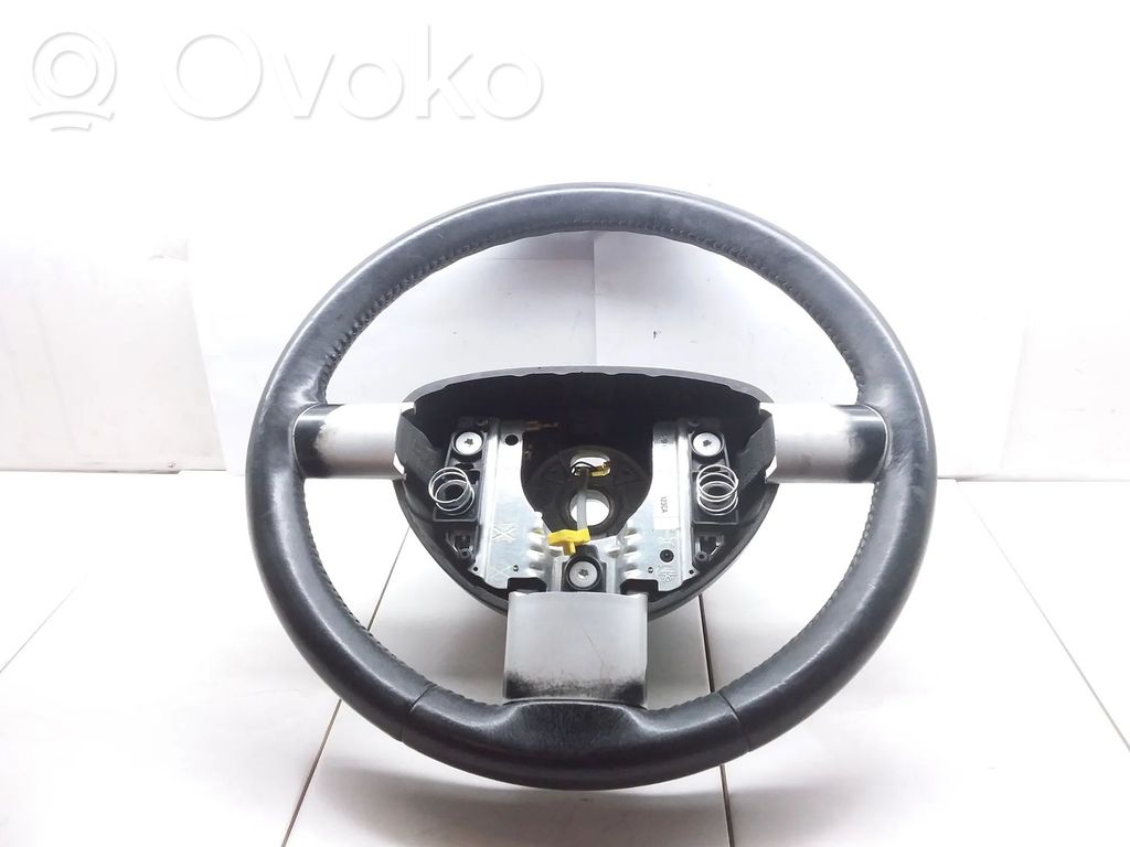 Volkswagen New Beetle Ohjauspyörä 