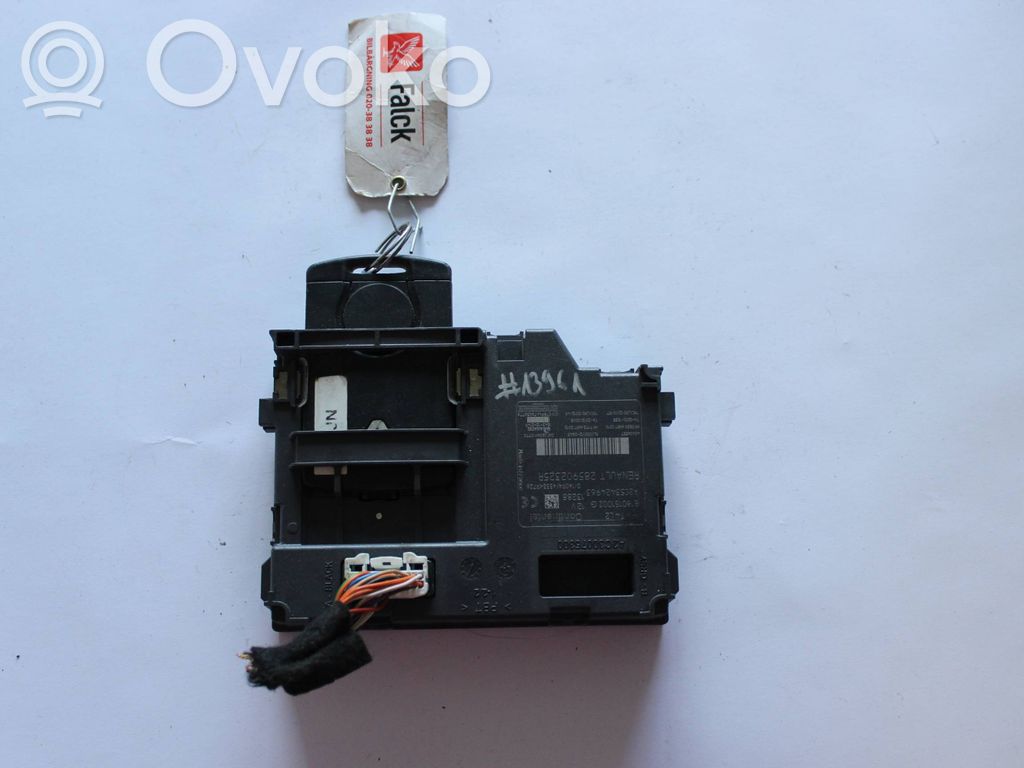 Renault Clio IV Ignition key card reader 