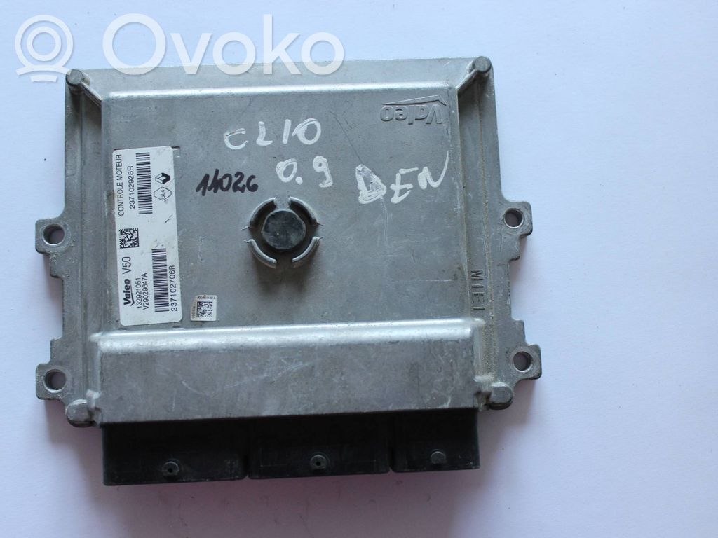 Renault Clio IV Engine control unit/module 