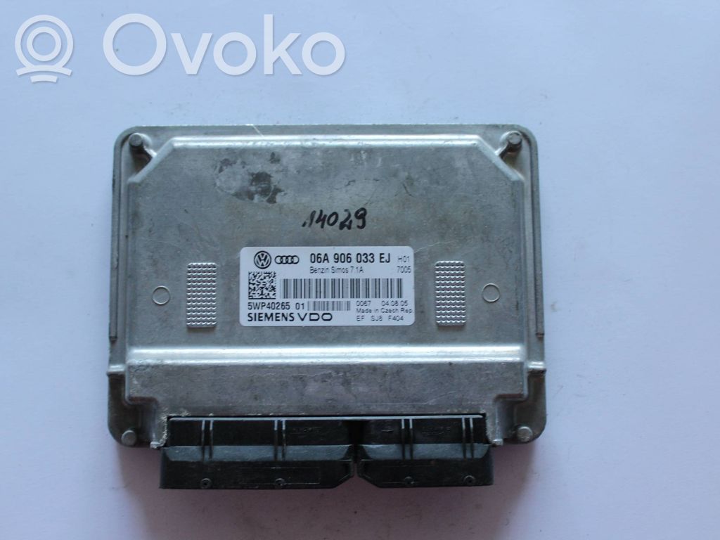 Audi A3 S3 A3 Sportback 8P Engine control unit/module 