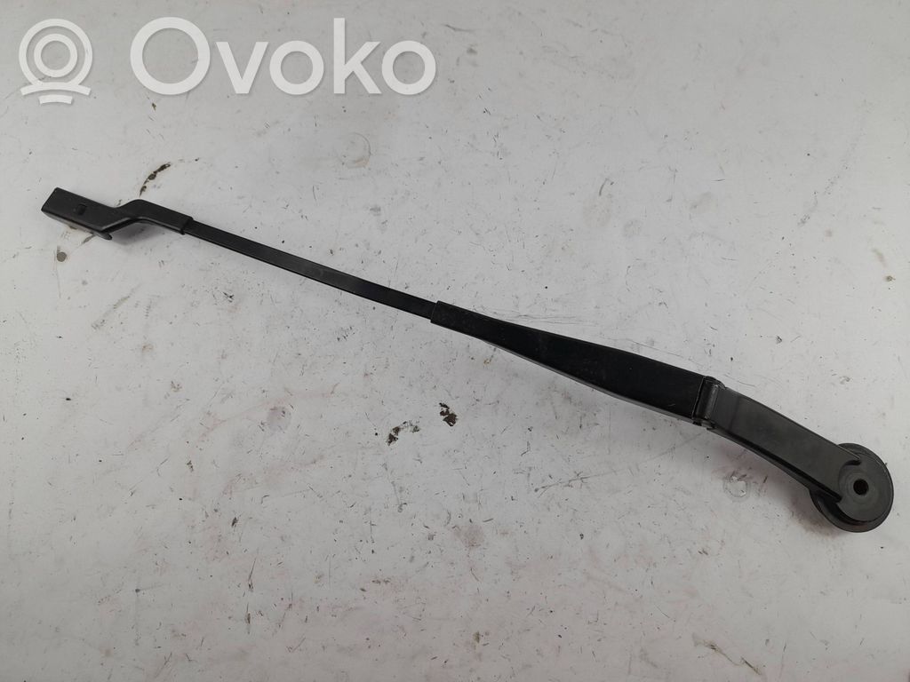 Ford Focus Front wiper blade arm 
