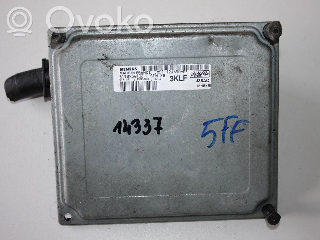 Ford Focus C-MAX Engine control unit/module 