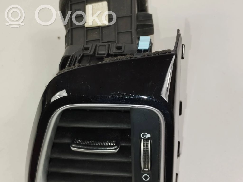KIA Ceed Dashboard side air vent grill/cover trim 