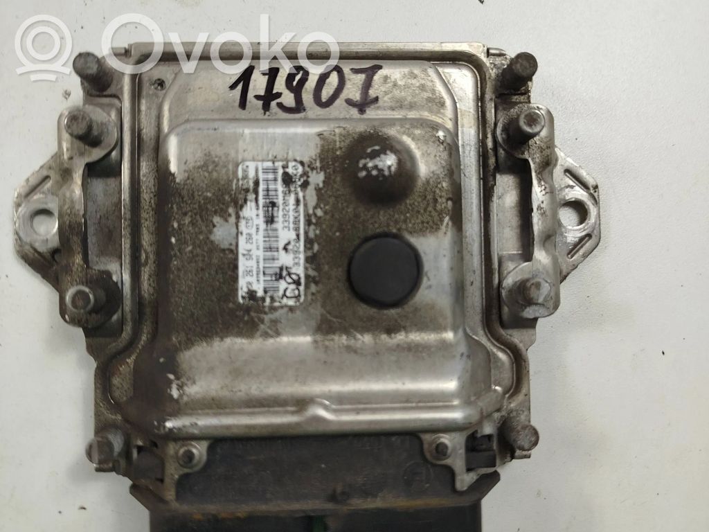 Suzuki Swift I Engine control unit/module 