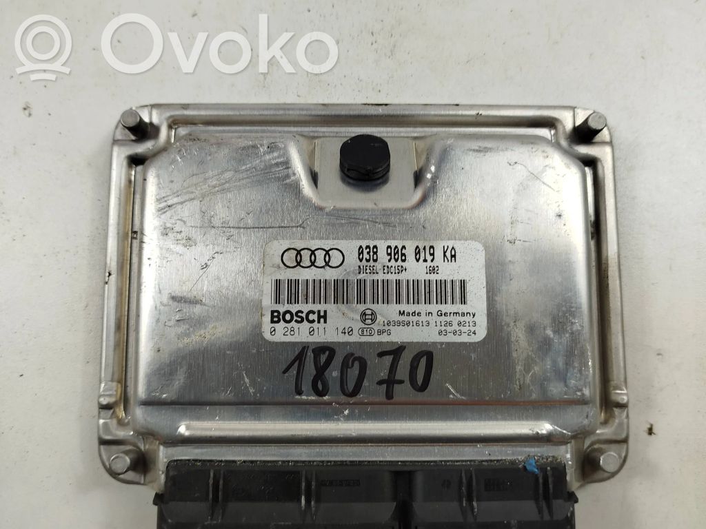 Audi A4 S4 B6 8E 8H Engine control unit/module 