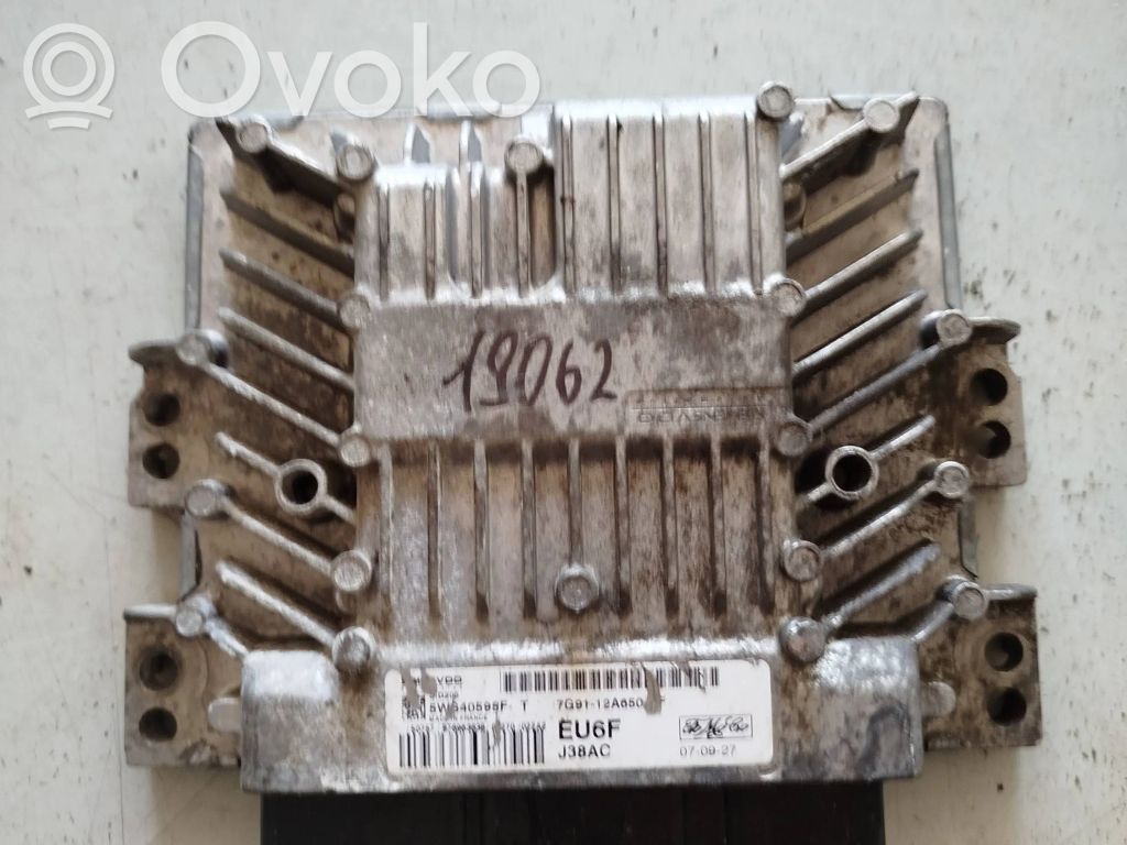 Ford Focus Engine control unit/module 