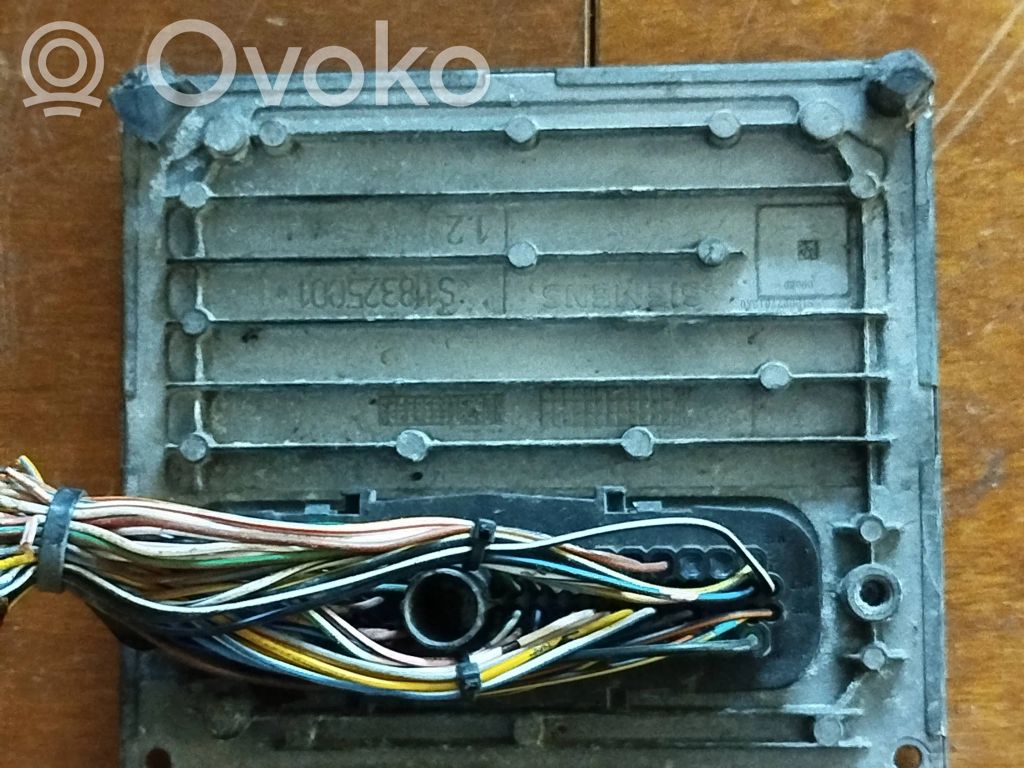 Ford Focus Engine control unit/module 