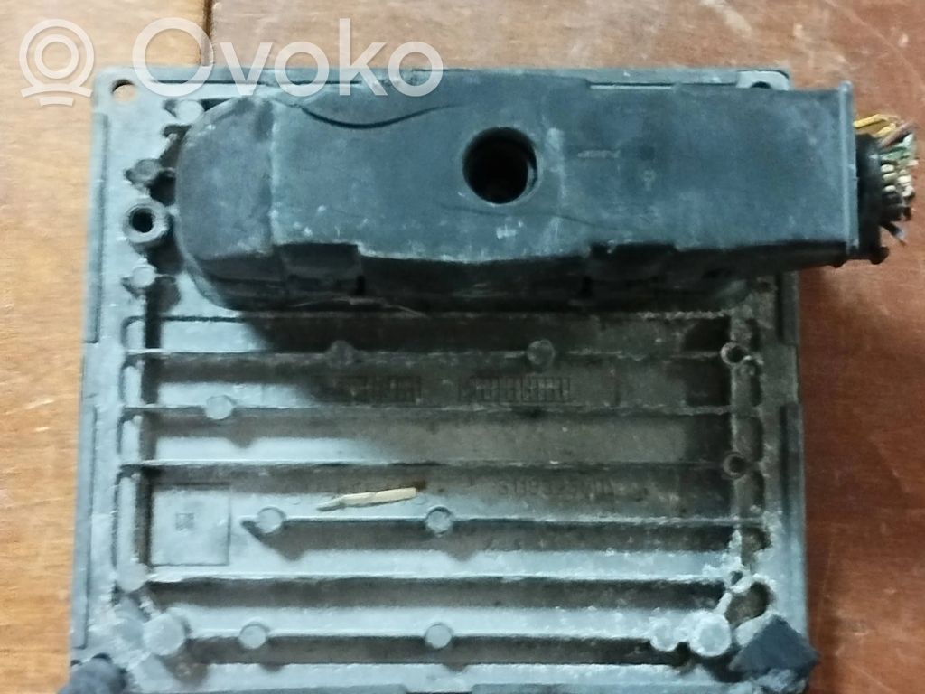 Ford Focus Engine control unit/module 