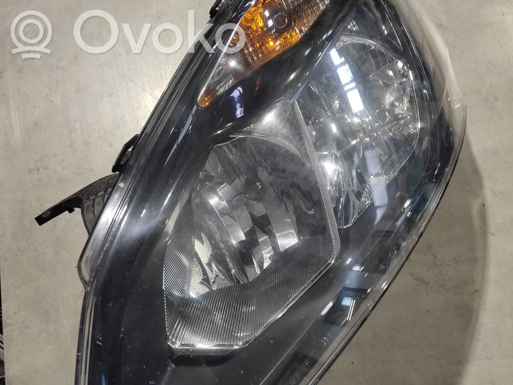 Ford Transit Custom Headlight/headlamp 
