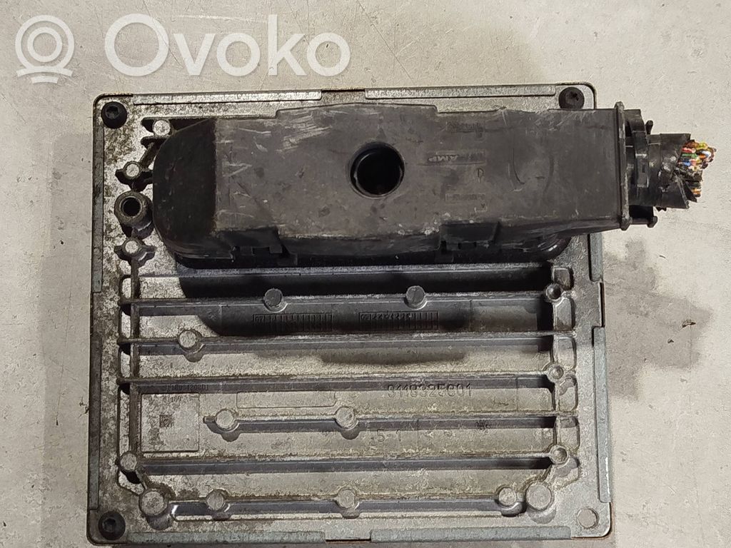 Engine control unit/module   7M5112A650AFD