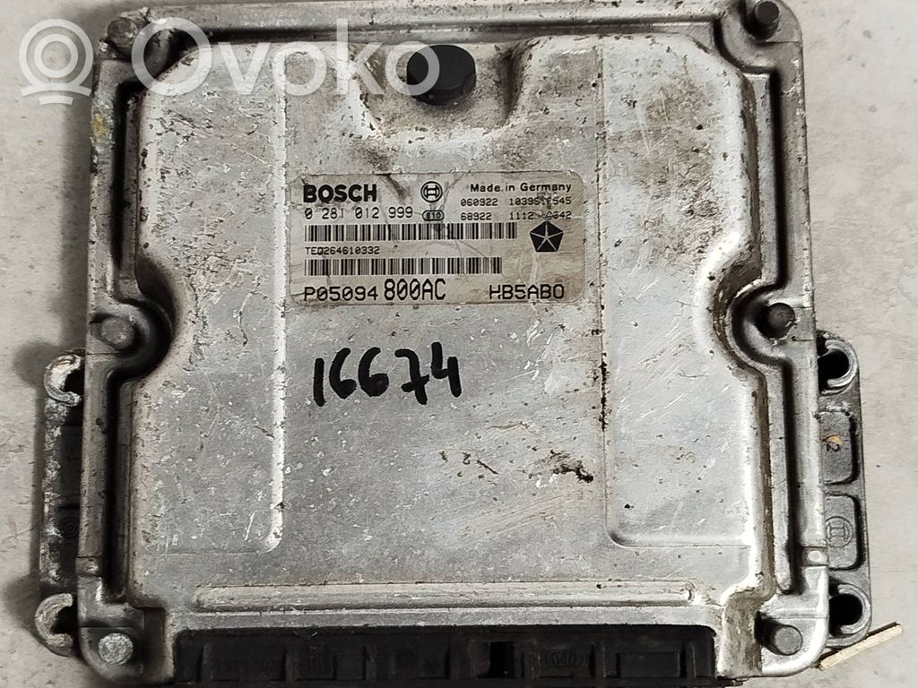 Chrysler Voyager Engine control unit/module 