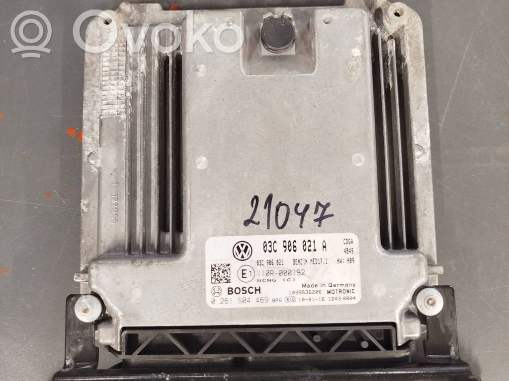 Volkswagen PASSAT B7 Engine control unit/module 