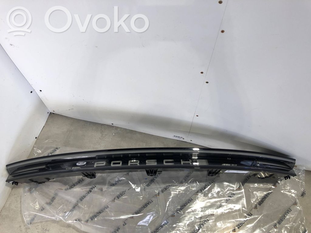 Porsche Taycan 9J1 Lampa tylna 