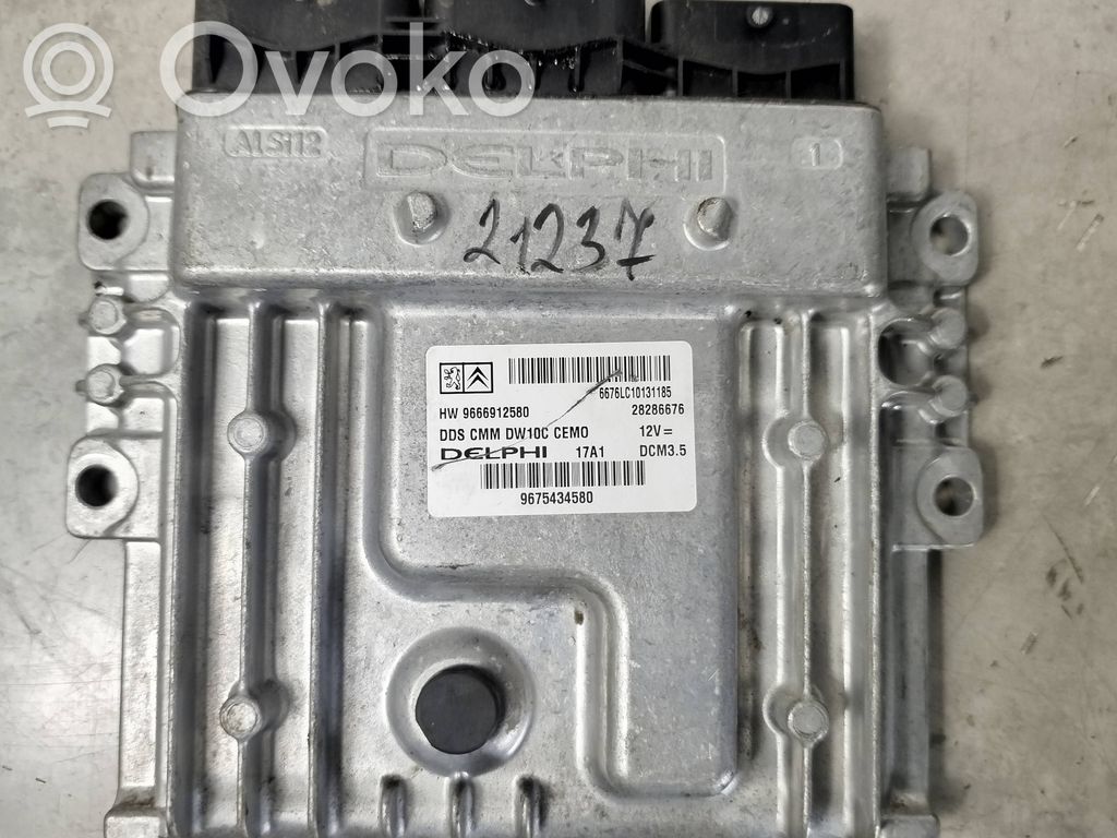 Peugeot 5008 Engine control unit/module 