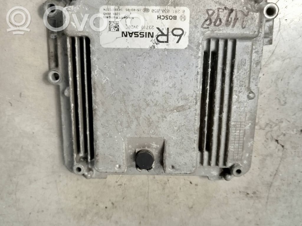 Nissan Note (E12) Engine control unit/module 