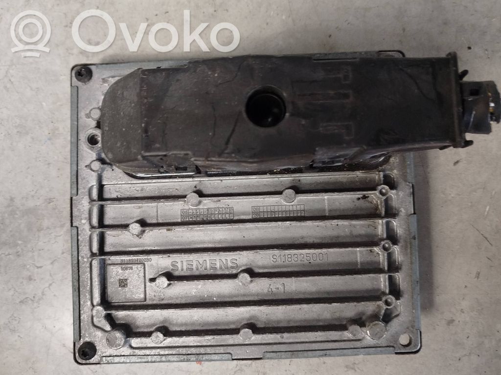 Ford Focus C-MAX Engine control unit/module 