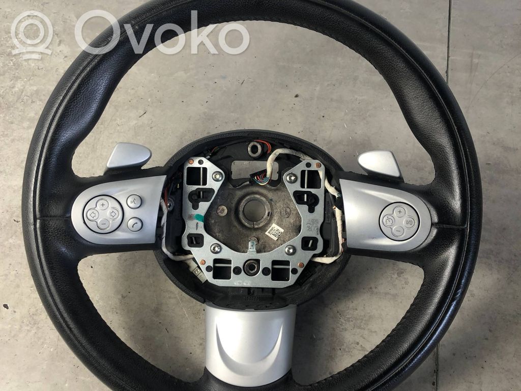 Mini One - Cooper R56 Steering wheel 