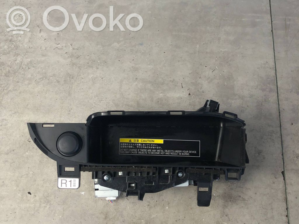 Lexus RX 450H Wireless charging module 