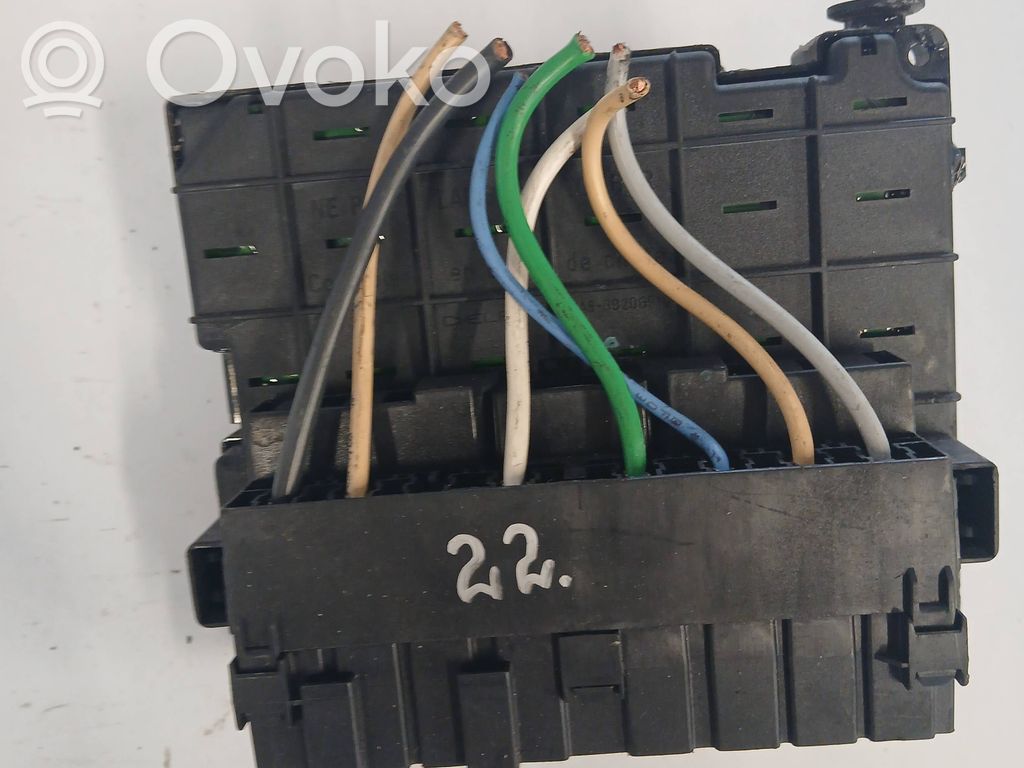 Peugeot 207 Fuse module 
