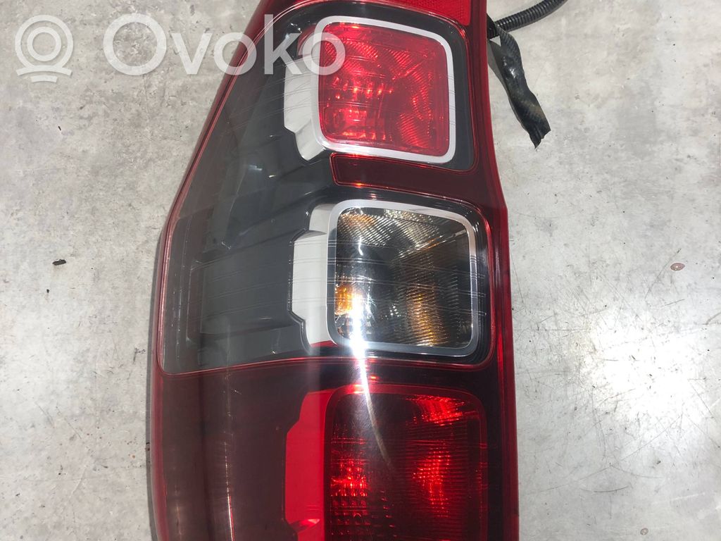 Rear/tail lights   DB3913404
