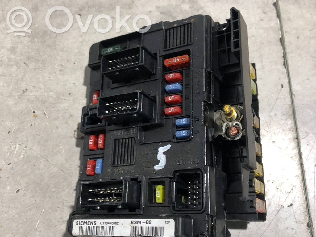 Citroen C4 I Fuse module 