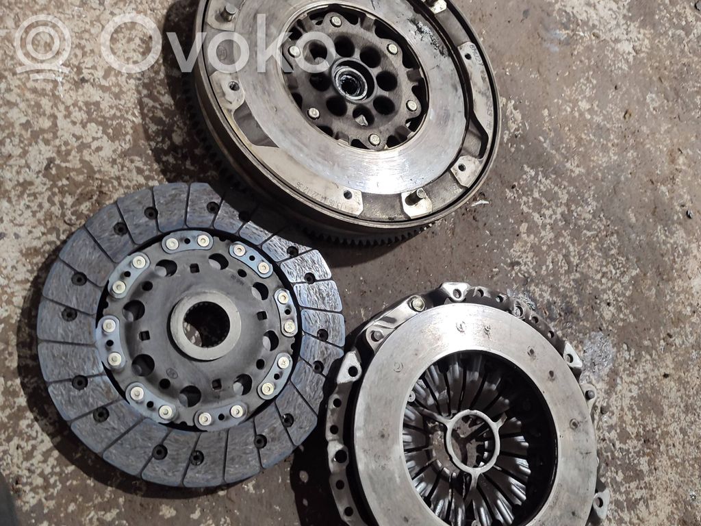 BMW 3 F30 F35 F31 Clutch set kit 