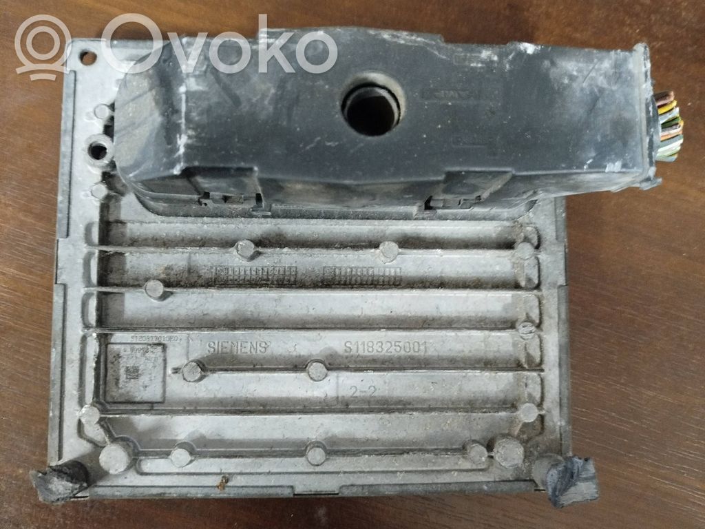 Ford Fiesta Engine control unit/module 