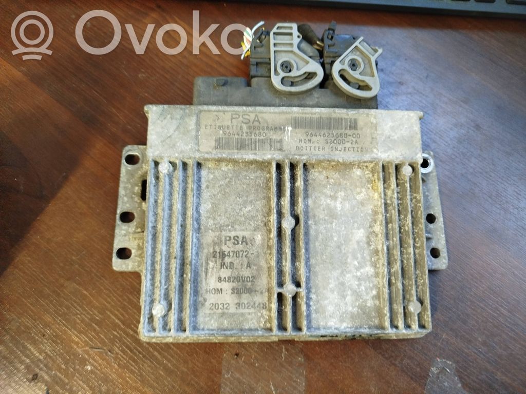 Peugeot 206 Engine control unit/module 