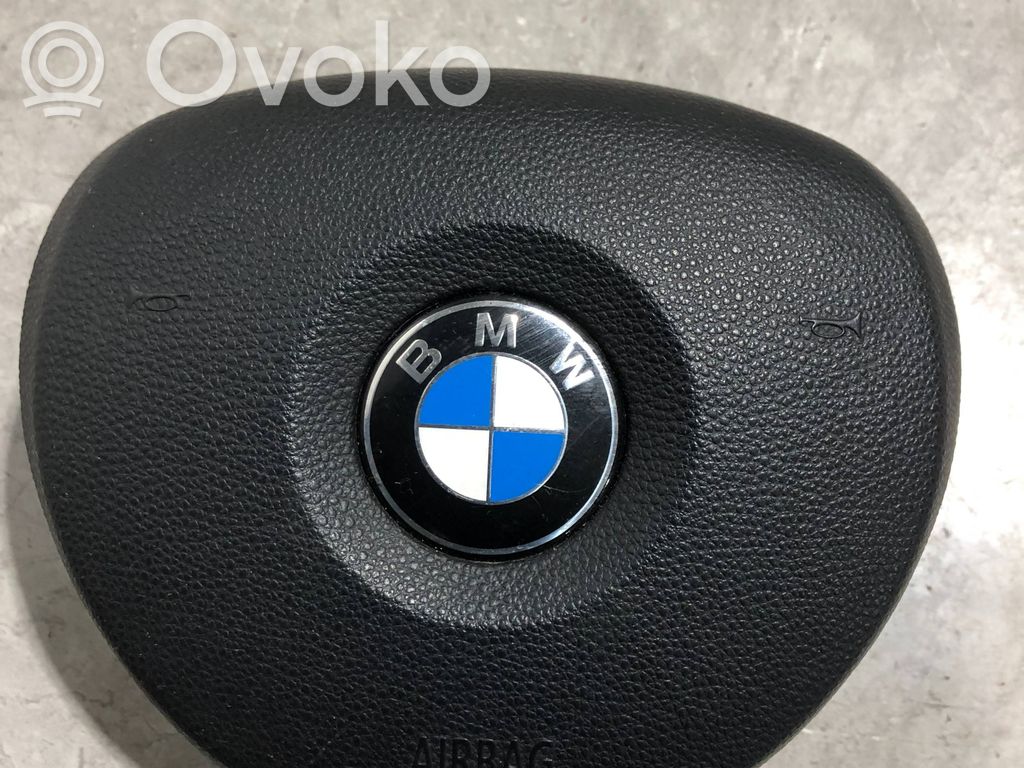BMW 1 E81 E87 Vairo oro pagalvė 