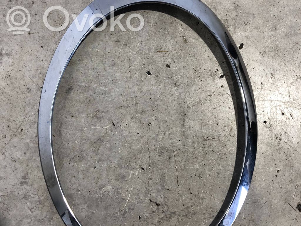 Mini One - Cooper Clubman R55 Moulure sous phares 