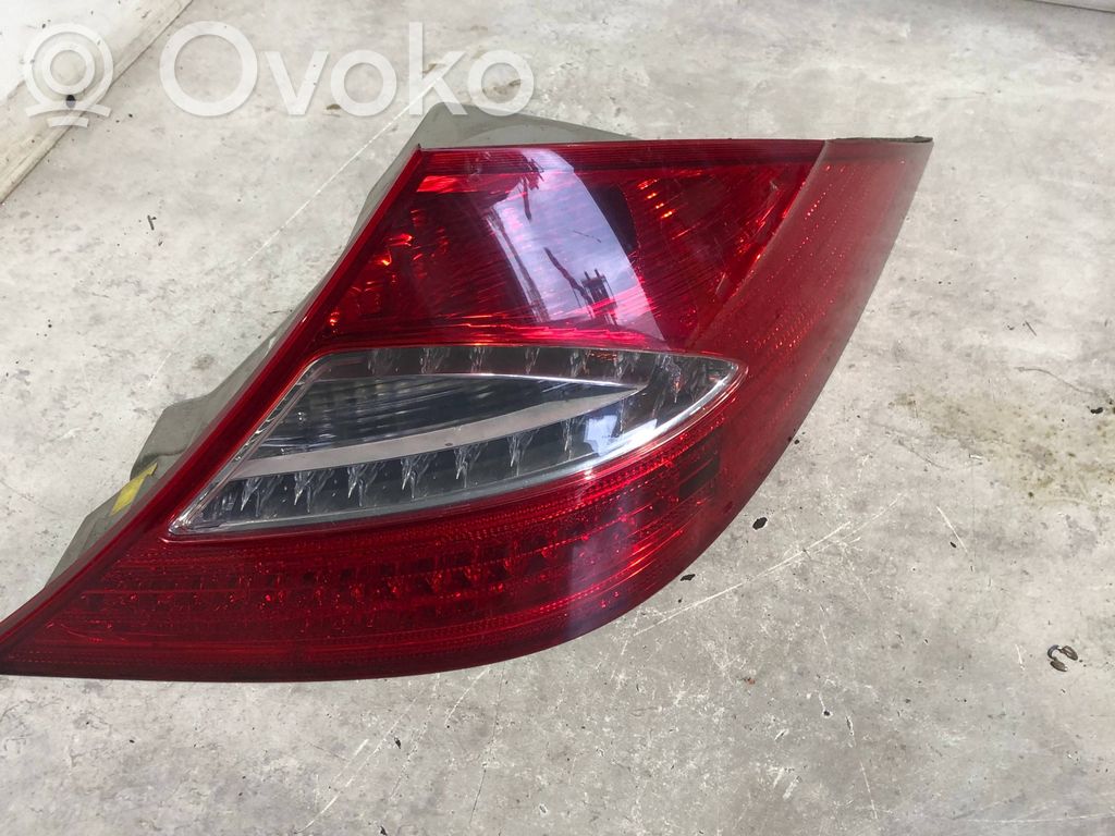 Mercedes-Benz CLS C219 Lampă spate în caroserie 