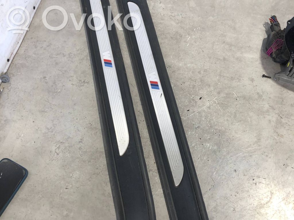 BMW 3 E92 E93 Moldura protectora del borde delantero 