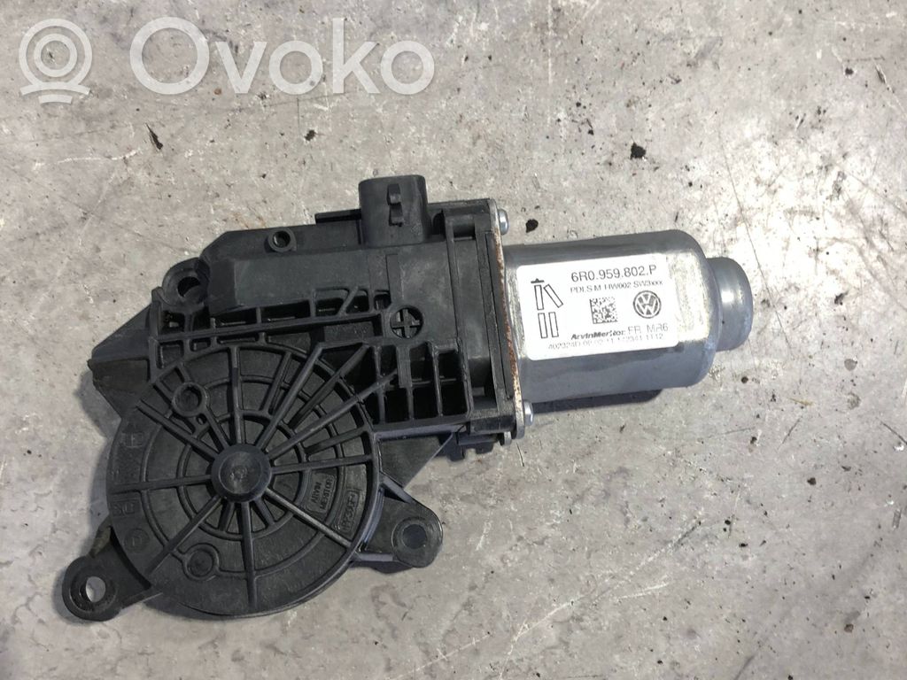Silnik regulatora szyby drzwi przednich   6R0959802P