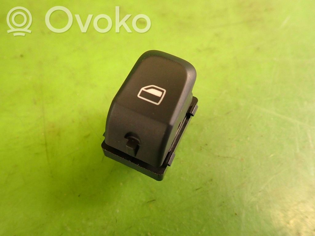 Audi A1 Quarter vent window switch 