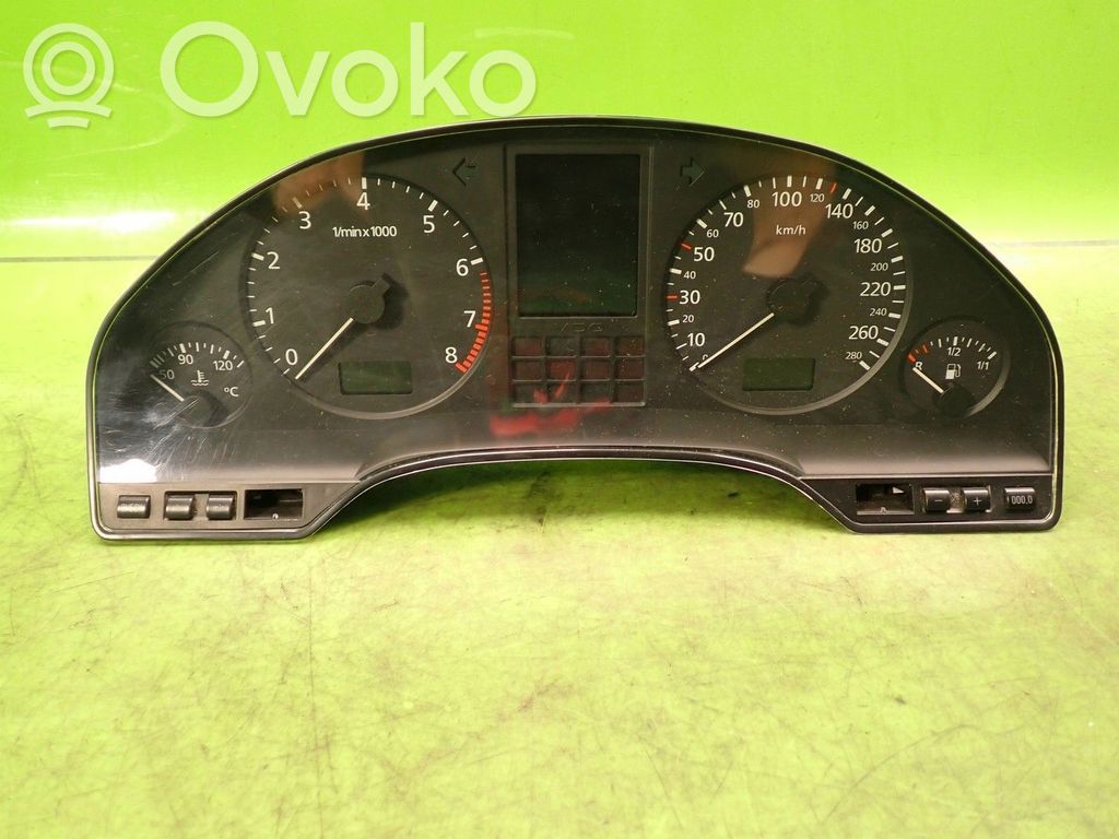 Audi A8 S8 D2 4D Speedometer (instrument cluster) 