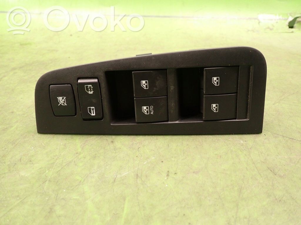 Chevrolet Epica Quarter vent window switch 