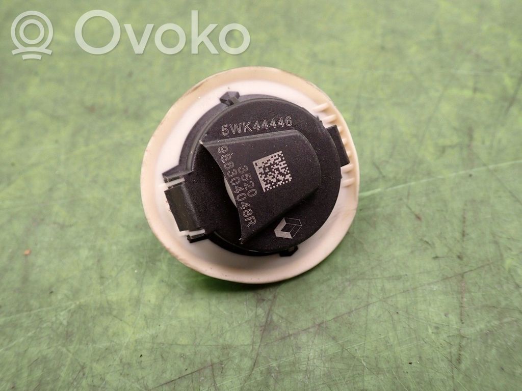 Renault Clio IV Airbag deployment crash/impact sensor 