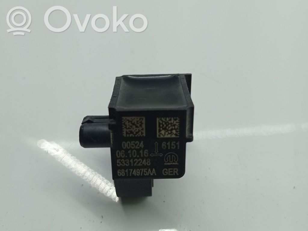 Sensor impacto/accidente para activar Airbag   68174975AA,00524,6151