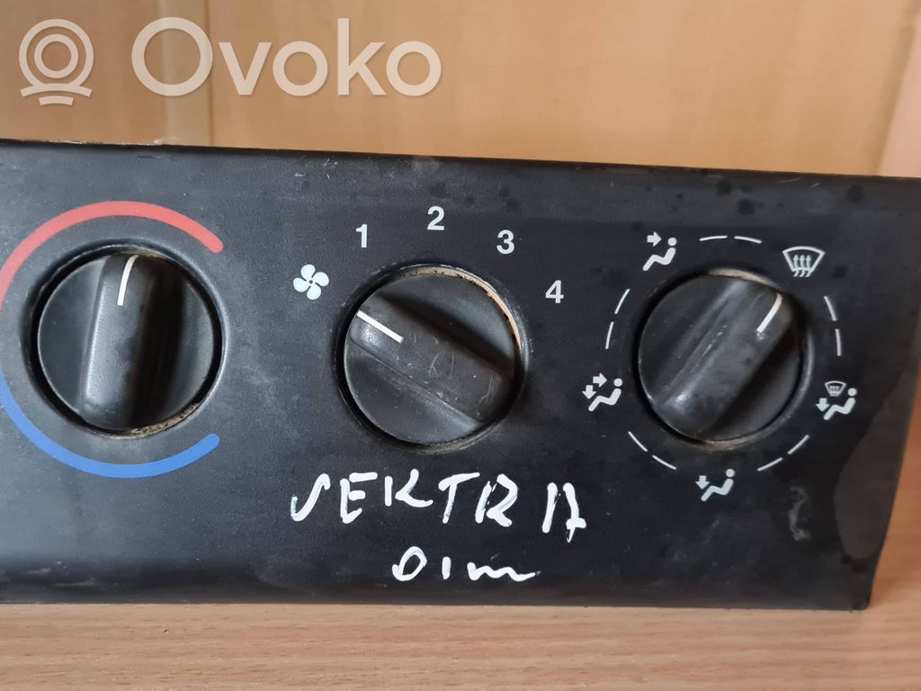 Opel Vectra B Climate control unit 