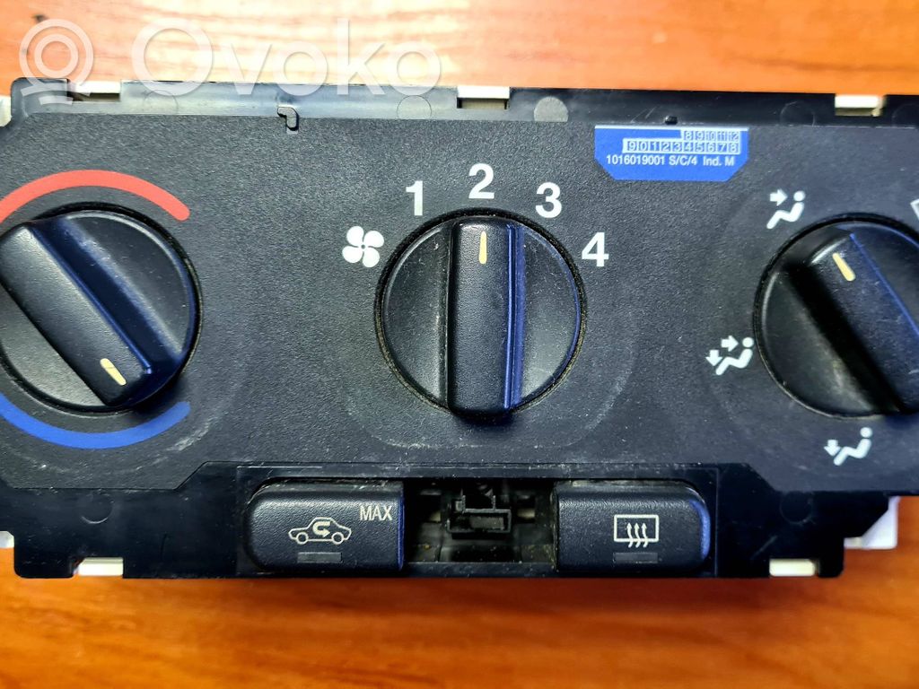 Opel Astra G Climate control unit 