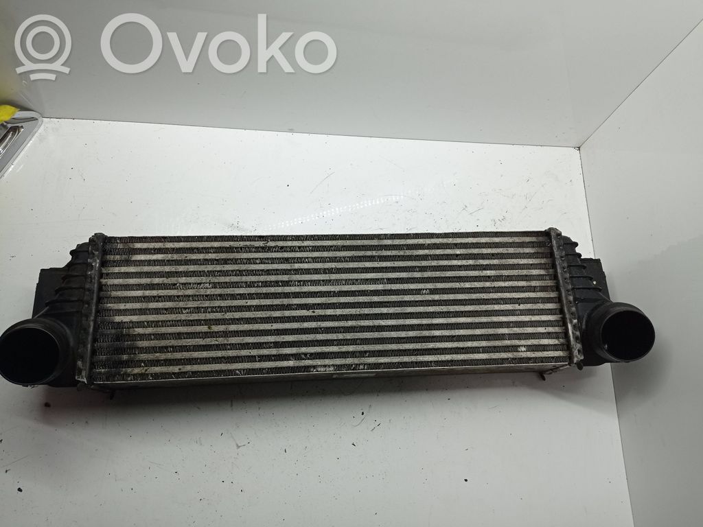 BMW 7 F01 F02 F03 F04 Chłodnica powietrza doładowującego / Intercooler 